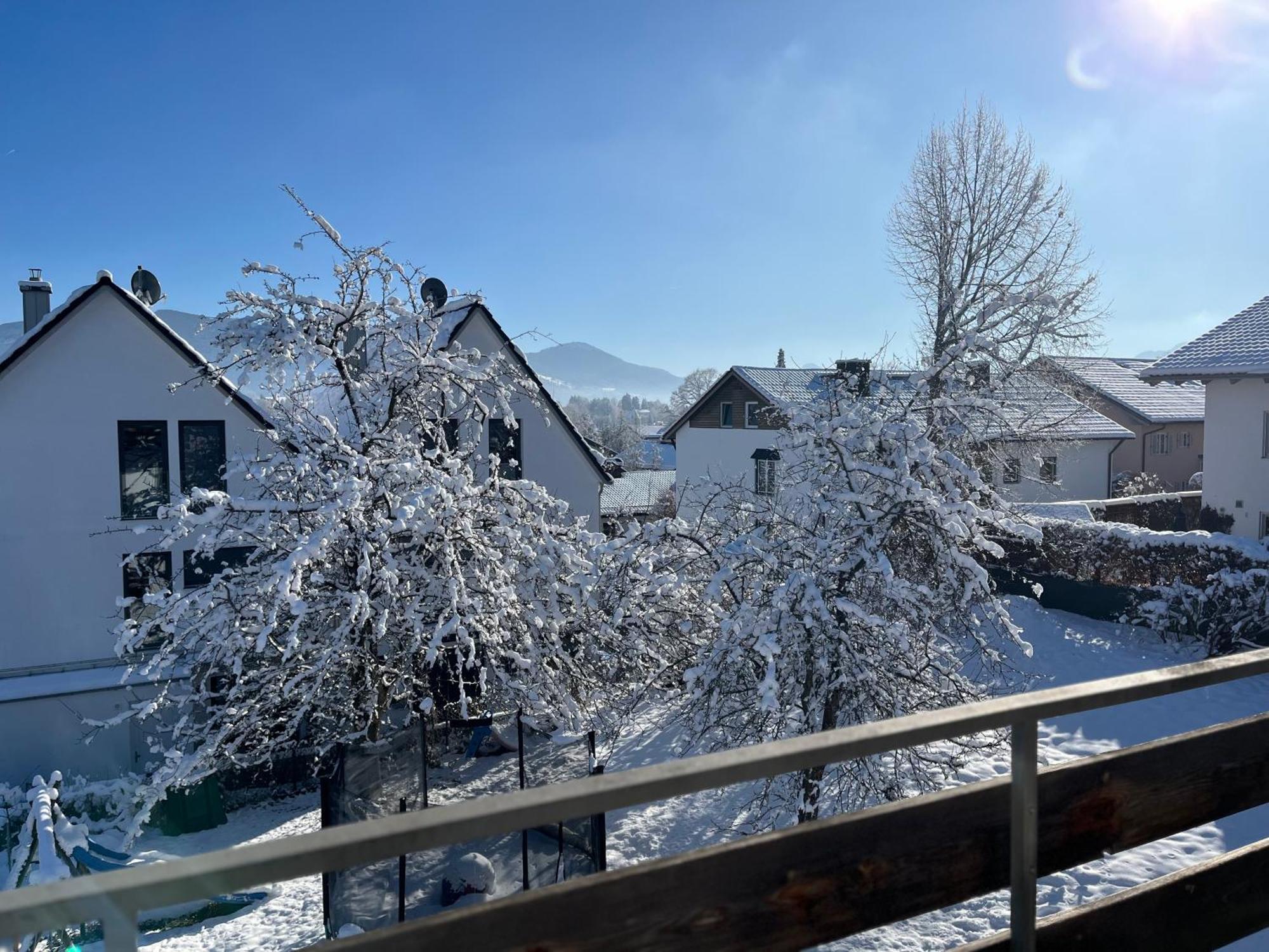 Helle, Ruhige Ferienwohnung Mit Balkon Bad Tolz Luaran gambar