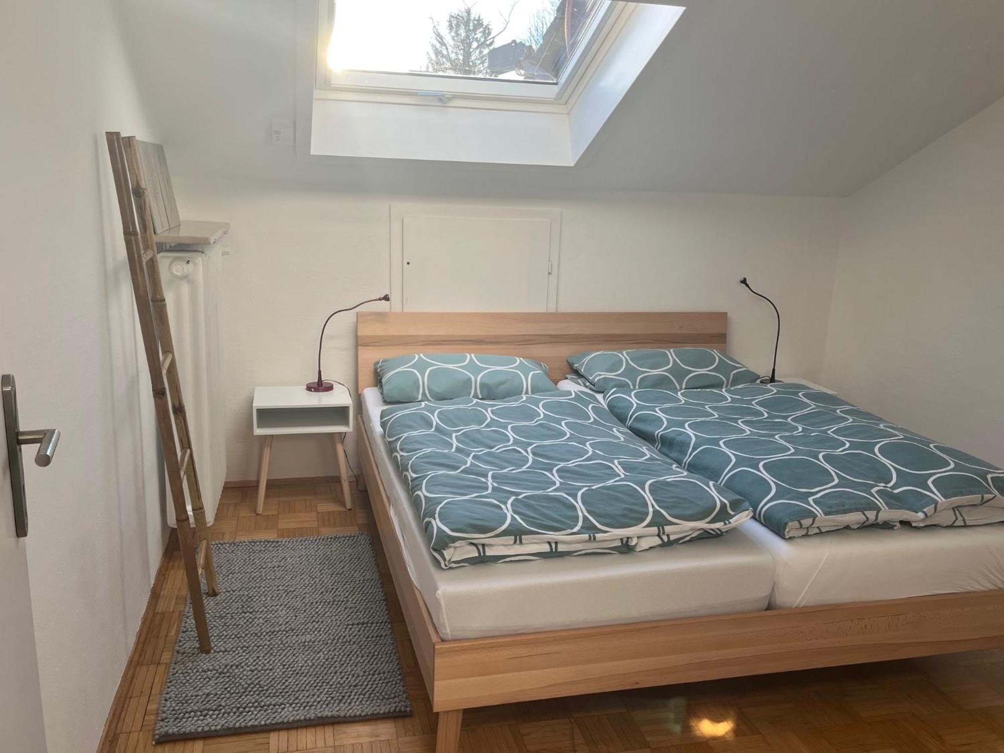 Helle, Ruhige Ferienwohnung Mit Balkon Bad Tolz Luaran gambar